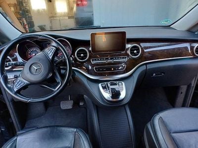 Gebraucht Mercedes V250 Avantgarde 190 PS (139 kW) 2015 Blau Van / Kleinbus