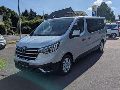 Highlandgrau Neu 2025 Renault Trafic Van / Kleinbus | 46.990 € (Teuer)