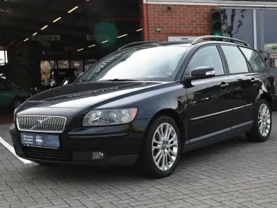Gebraucht Volvo V50 Summum 179 PS (131 kW) 2007 Schwarz Kombi