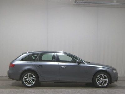 Grau Gebraucht 2014 Audi A4 Attraction Kombi | 6.650 € (Superpreis)