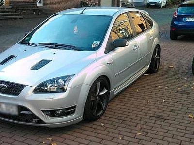 Gebraucht Ford Focus ST 260 PS (191 kW) 2006 Silber Limousine
