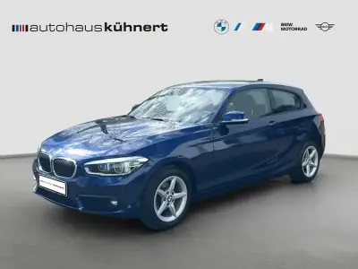 Gebraucht BMW 118 Advantage 136 PS (100 kW) 2017 Blau Kleinwagen