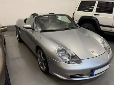 Begagnad Porsche Boxster 266 HK (195 kW) 2004 Silver Cab