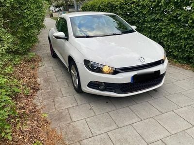 Gebraucht VW Scirocco 160 PS (117 kW) 2009 Weiß Coupé