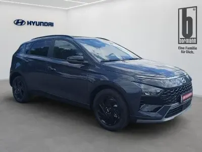 Neu Hyundai Bayon Blackline 90 PS (66 kW) 2026 Grau metallic SUV