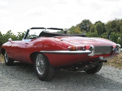 Occasion Jaguar E-Type 265 ch (194 kW) 1968 Rouge Cabriolet