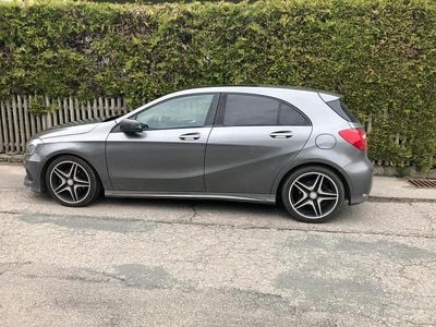 Usata Mercedes A180 122 CV (89 kW) 2012 Grigio Berlina