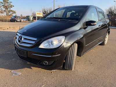 Schwarz Gebraucht 2008 Mercedes B200 Van / Kleinbus | 2.999 € (Superpreis)