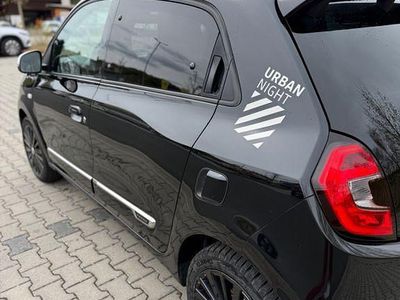 Gebraucht Renault Twingo Urban Night 65 PS (47 kW) 2023 Schwarz Kleinwagen