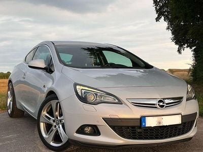 Opel Astra GTC