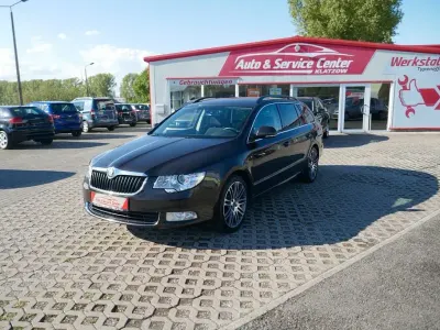 Używany Skoda Superb Ambition 140 KM (102 kW) 2012 Brązowy Kombi