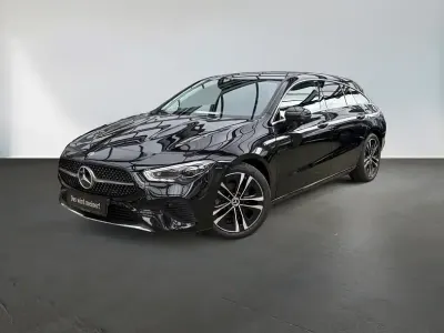 Gebraucht Mercedes CLA200 Progressive 150 PS (110 kW) 2024 Schwarz Limousine