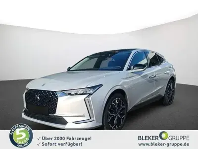 Gebraucht DS Automobiles DS4 Opera 131 PS (96 kW) 2023 Chrystal pearl (metallic) SUV