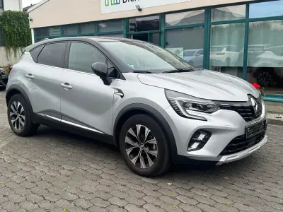 Gebraucht Renault Captur Techno 140 PS (102 kW) 2024 Grau SUV