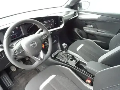 Gebraucht Opel Mokka 136 PS (100 kW) 2024 Arktis weiß SUV