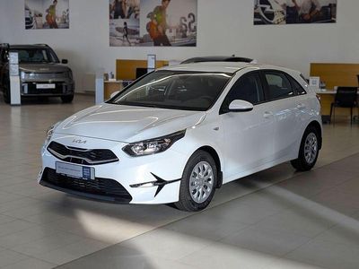 Neu Kia Ceed Vision 140 PS (102 kW) 2025 Weiß Kleinwagen