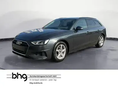 Gebraucht Audi A4 Basis 163 PS (119 kW) 2023 Manhattangrau metallic Kombi