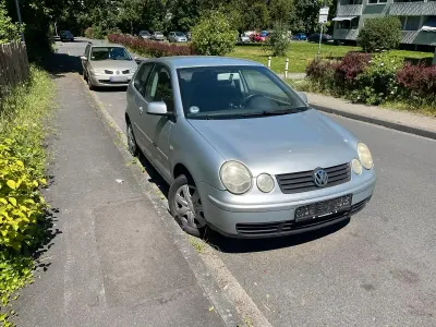 Gebraucht VW Polo 75 PS (55 kW) 2002 Silber Kleinwagen