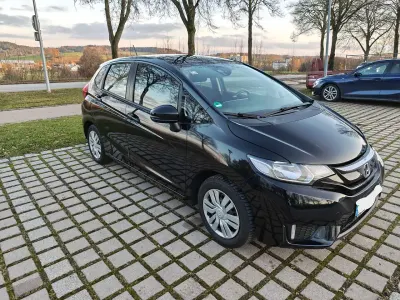 Gebraucht Honda Jazz Trend 102 PS (75 kW) 2017 Schwarz Kleinwagen