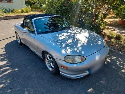 Gebraucht Mazda MX5 116 PS (85 kW) 2000 Silber Cabrio
