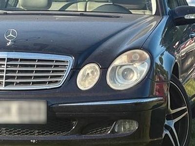 Gebraucht Mercedes E280 140 PS (102 kW) 2006 Blau Limousine