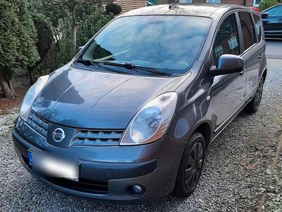 Grau Gebraucht 2006 Nissan Note Van / Kleinbus | 3.400 € (Etwas zu teuer)