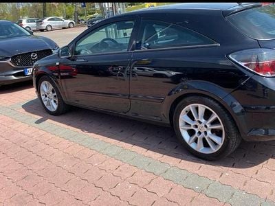 Opel Astra GTC