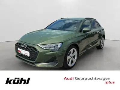 Gebraucht Audi A3 Sportback e-tron Comfort 204 PS (150 kW) 2026 Distriktgrün metallic Kleinwagen