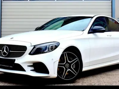Usata Mercedes C300 AMG line 258 CV (189 kW) 2018 Berlina