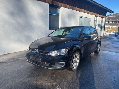 Gebraucht VW Golf VII LOUNGE 110 PS (80 kW) 2016 Schwarz Limousine