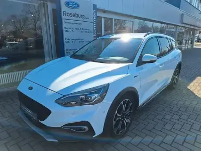 Gebraucht Ford Focus Active 125 PS (91 kW) 2020 Weiß Limousine