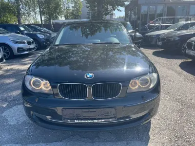 Gebraucht BMW 118 Sport Line 143 PS (105 kW) 2011 Schwarz Kleinwagen
