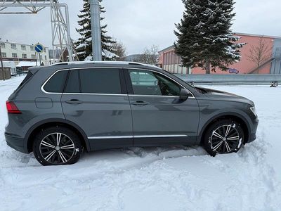 Grau Gebraucht 2019 VW Tiguan IQ Drive SUV | 21.750 € (Fairer Preis)