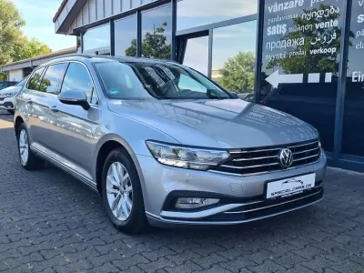Gebraucht VW Passat 150 PS (110 kW) 2019 Silber Kombi