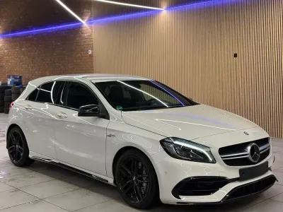 Gebraucht Mercedes A45 AMG AMG 381 PS (280 kW) 2016 Weiß Limousine