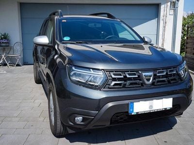Gebraucht Dacia Duster Comfort 131 PS (96 kW) 2023 Grau SUV