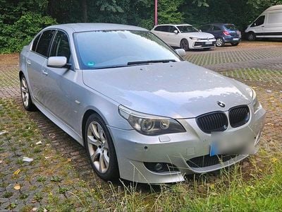 BMW 523