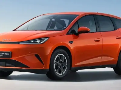 Neu BYD Dolphin Active 128 kW (175 PS) 2026 Orange Kleinwagen