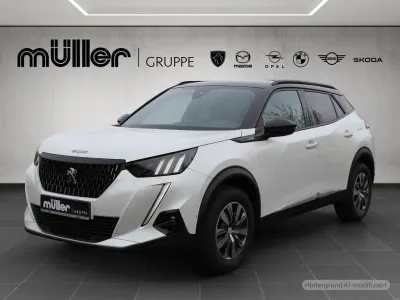 Gebraucht Peugeot 2008 GT 131 PS (96 kW) 2023 Weiß SUV