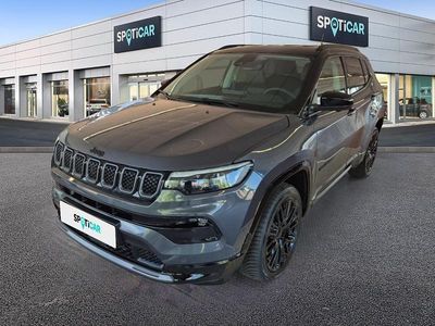 Gebraucht Jeep Compass 131 PS (96 kW) 2024 Grau SUV