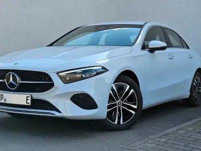 Gebraucht Mercedes A250 Advanced Plus 218 PS (160 kW) 2023 Weiß Limousine