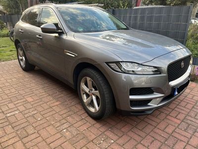 gebraucht Jaguar F-Pace 25t AWD Prestige Automatik Prestige