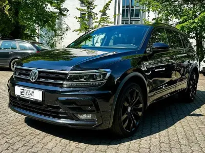 Gebraucht VW Tiguan Allspace R-line 190 PS (139 kW) 2019 Deep black SUV