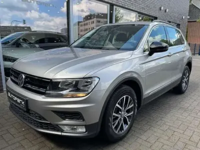 Gebraucht VW Tiguan Comfortline 179 PS (131 kW) 2017 Silber SUV