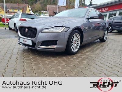 gebraucht Jaguar XF 20d Prestige Navi LED Kamera LHZ 4x SHZ Meridian