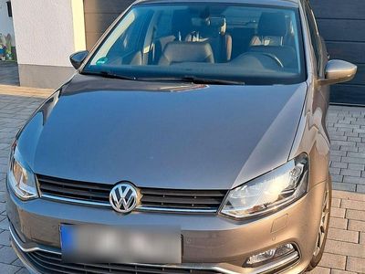 Gebraucht VW Polo Comfortline 90 PS (66 kW) 2015 Grau Kleinwagen