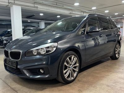 Gebraucht BMW 216 Sport Line 116 PS (85 kW) 2015 Blau Kombi