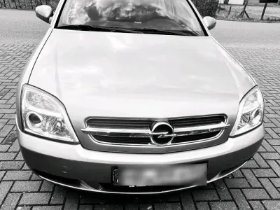 Gebraucht Opel Vectra 115 PS (84 kW) 2002 Silber Limousine