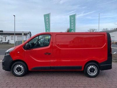 Gebraucht Opel Vivaro 125 PS (91 kW) 2018 Rot Van / Kleinbus