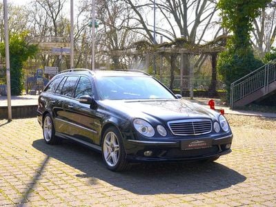 Gebraucht Mercedes E55 AMG Avantgarde 476 PS (350 kW) 2005 Schwarz Kombi